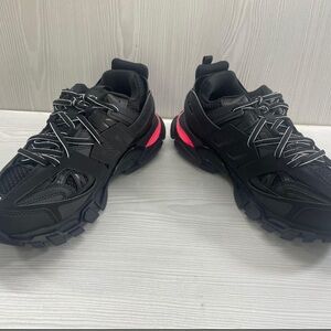 Balenciaga track LED size euro 43/US MEN 9.5-10